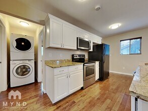 1408 Harlan St in Lakewood, CO - Foto de edificio - Building Photo