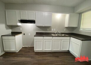 5338 Cedar Bluff Dr in Memphis, TN - Building Photo - Building Photo