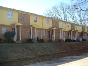 Dunlap Point in East Point, GA - Building Photo - Building Photo