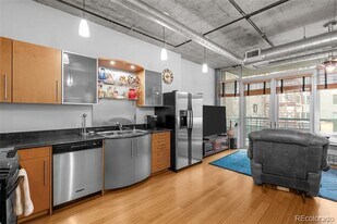 1401 Wewatta St in Denver, CO - Building Photo