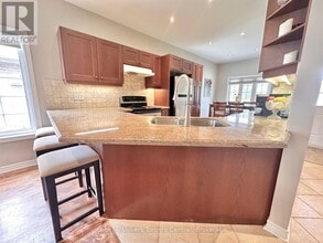 26 Thomas Dr in Collingwood, ON - Building Photo - Building Photo