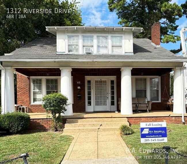 property at 1312 Riverside Dr