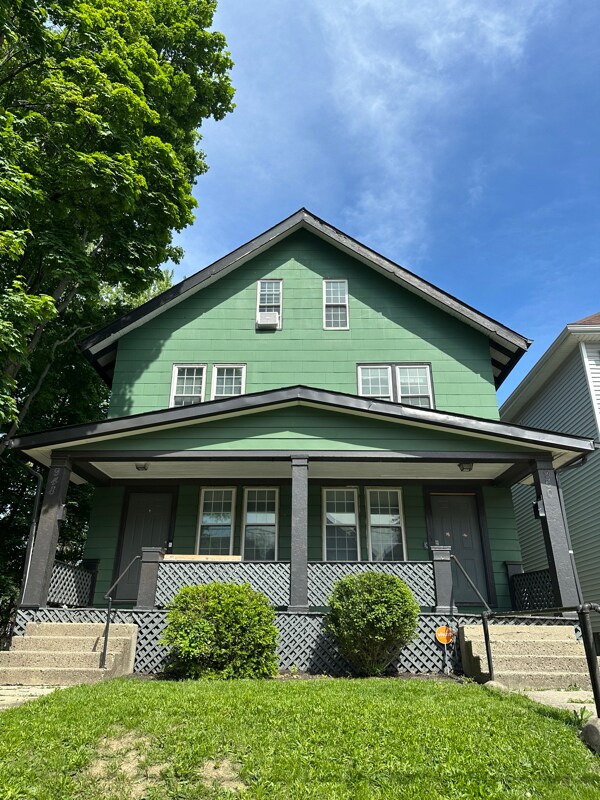 property at 948-950-950 S Champion Ave