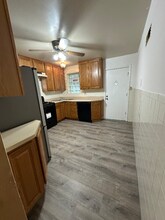 1652 Grape Ave in St. Louis, MO - Foto de edificio - Building Photo