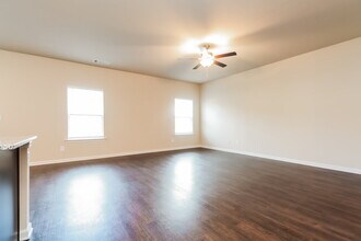 416 Vermeer Ct in Locust Grove, GA - Building Photo - Building Photo