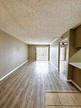 2830 S Bartell Dr in Houston, TX - Building Photo - Building Photo