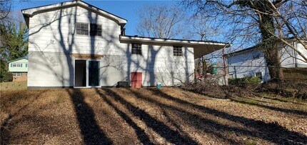 2647 Hatfield Cir SE in Atlanta, GA - Building Photo - Building Photo