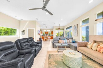 2775 Jimmy Buffett Mem Hwy in Melbourne Beach, FL - Building Photo - Building Photo