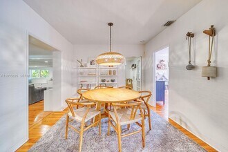 3227 Riviera Dr in Coral Gables, FL - Building Photo - Building Photo