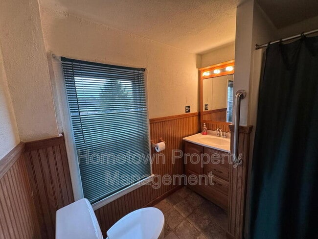 430 Market St in Newport, PA - Building Photo - Building Photo