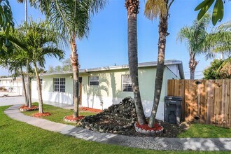 1357 Drexel Rd in West Palm Beach, FL - Foto de edificio - Building Photo