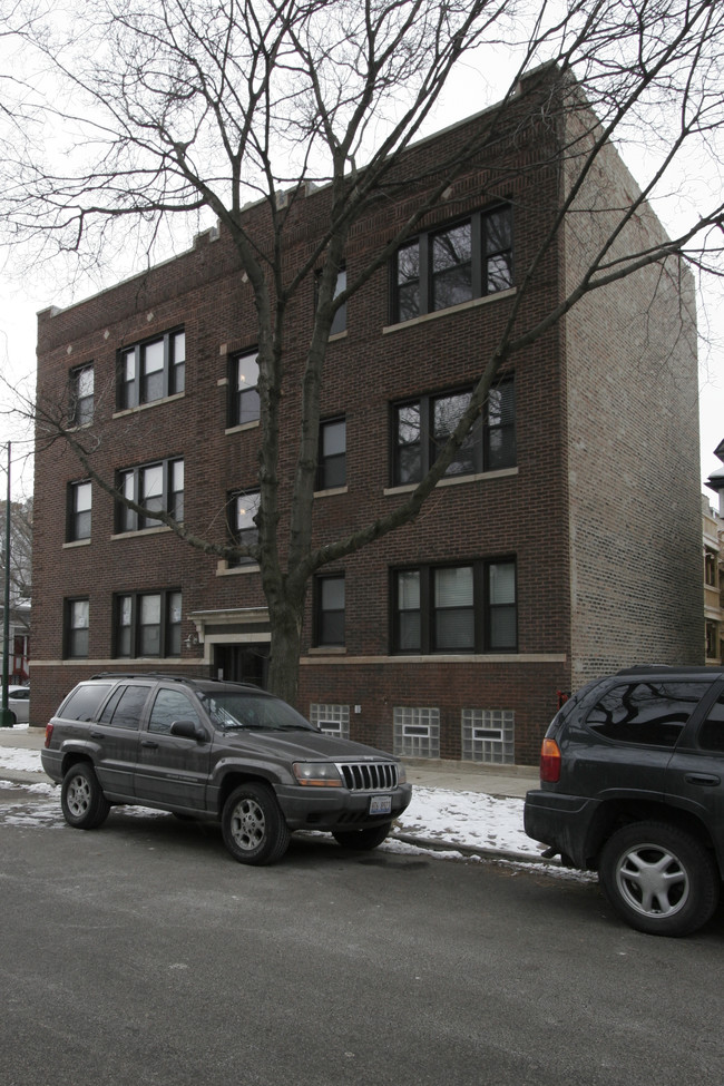 3400 N Greenview Ave in Chicago, IL - Building Photo - Building Photo