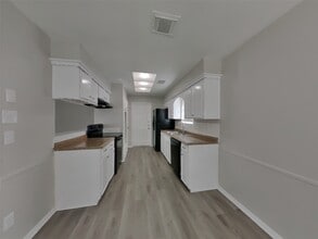 16311 Green Shade Dr in Houston, TX - Building Photo - Building Photo