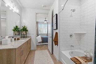 1150 I-20 in Grand Prairie, TX - Building Photo