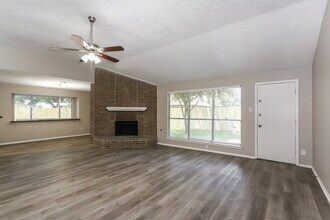 4218 Mohawk St in Baytown, TX - Building Photo - Building Photo