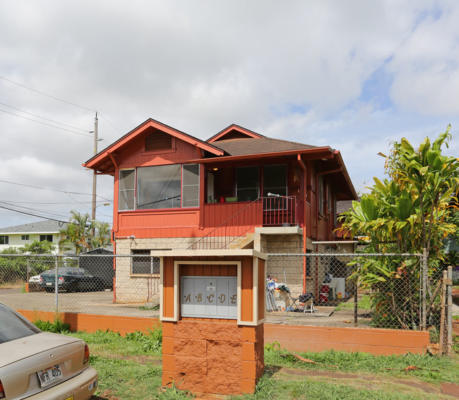 206 Olive Ave in Wahiawa, HI - Foto de edificio - Building Photo