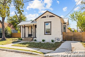 114 Omaha St in San Antonio, TX - Building Photo - Building Photo