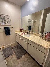 1707 Pacific Coast Hwy, Unit 126 in Hermosa Beach, CA - Foto de edificio - Building Photo