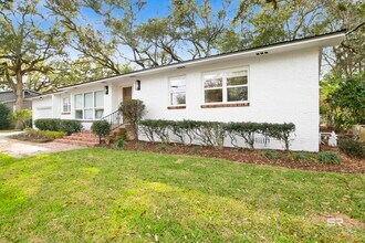 380 S Church St in Fairhope, AL - Building Photo - Building Photo