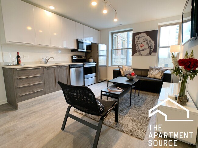 property at 940 W Winona St