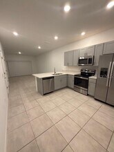 2056 Viewfinder St in Kissimmee, FL - Building Photo - Building Photo