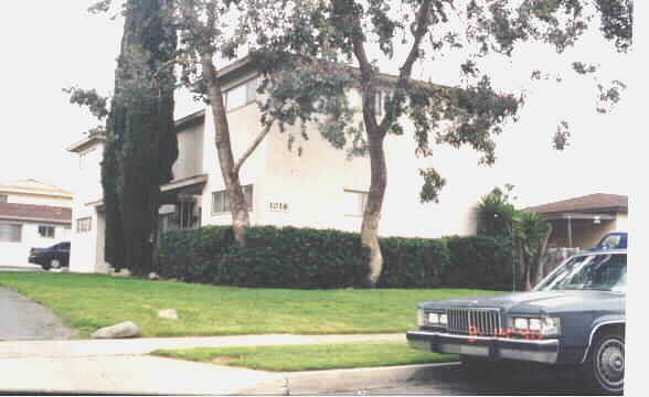 1016 W E St in Ontario, CA - Building Photo - Building Photo