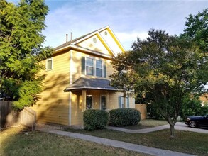 1707 Chestnut Ave in Austin, TX - Building Photo - Building Photo