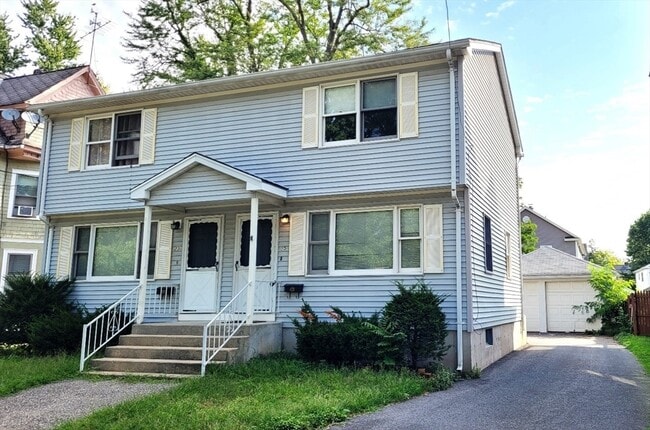 property at 25 Ruskin St