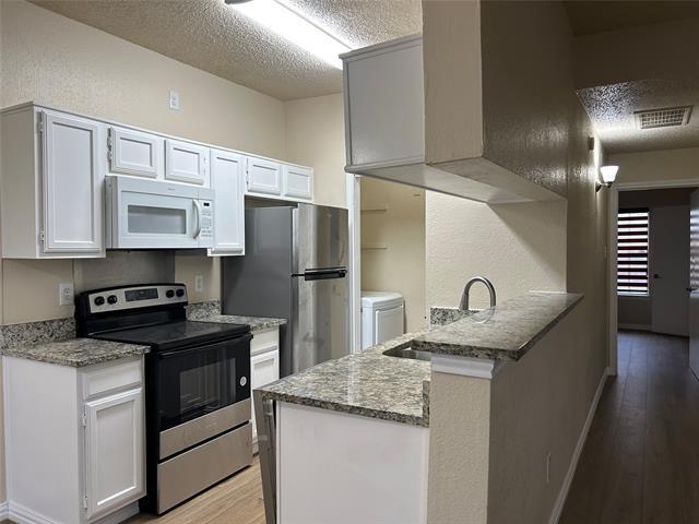 4101 Esters Rd in Irving, TX - Building Photo