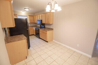 1910 Harmony St in Columbia, MO - Building Photo - Building Photo