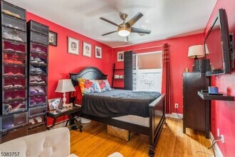 18 Henry St in New Brunswick, NJ - Building Photo - Building Photo