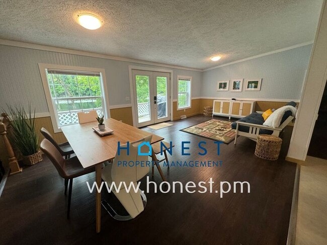 107 Wood Land Dr in Gardiner, ME - Building Photo - Building Photo