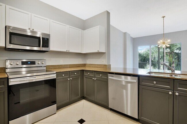 3940 N Flagler Dr in West Palm Beach, FL - Building Photo - Building Photo