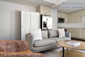 2015 2nd Ave in Seattle, WA - Building Photo - Building Photo