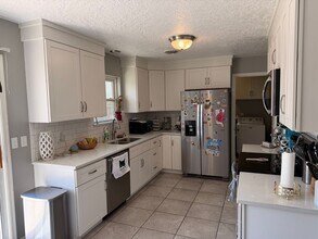 1202 Glenwood St in Norman, OK - Building Photo - Building Photo