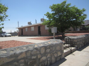 3606 Taylor Ave in El Paso, TX - Foto de edificio - Building Photo