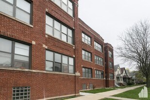 3823 N Drake Ave, Unit 1 in Chicago, IL - Building Photo