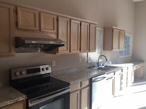 303 Swansboro Dr in Cary, NC - Building Photo - Building Photo