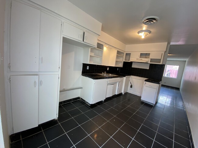 property at 1108 Monterey St