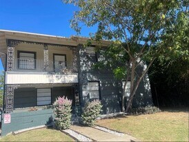 4815 Live Oak St in Dallas, TX - Building Photo