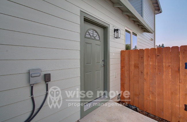 1311 N Garrison Rd in Vancouver, WA - Building Photo - Building Photo