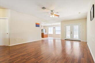 3005 Sugar Berry Cove in Round Rock, TX - Building Photo - Building Photo