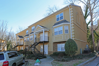 Whistlebury (Student Housing) in Athens, GA - Building Photo - Building Photo