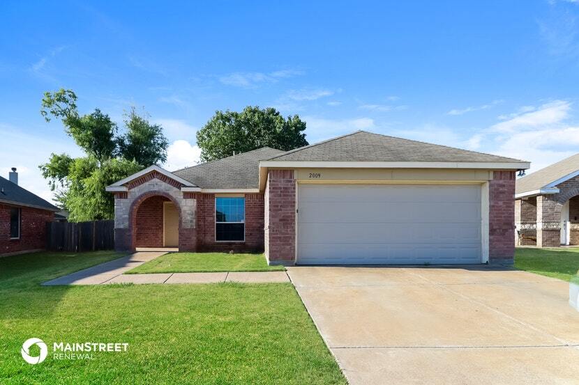 2009 Deniro Dr in Fort Worth, TX - Building Photo