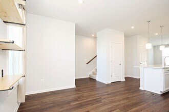 5965 McComb St in Crozet, VA - Building Photo - Building Photo