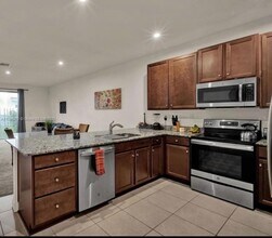 10859 SW 235th Ln in Princeton, FL - Building Photo - Building Photo