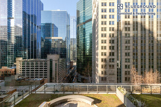 210 N Wells St in Chicago, IL - Building Photo - Building Photo