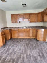 1548 Pillow St in Memphis, TN - Building Photo - Building Photo
