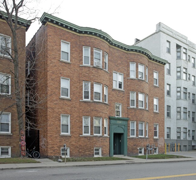 Taft and Sherman Apartments in Detroit, MI - Foto de edificio - Building Photo