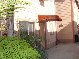 14223 Calvert St, Unit 4 in Los Angeles, CA - Building Photo